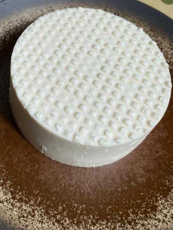 Queso Fresco de Cabra Media Libra